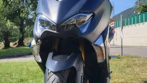 Yamaha T-Max 530 SX (2017 - 19)  (6)