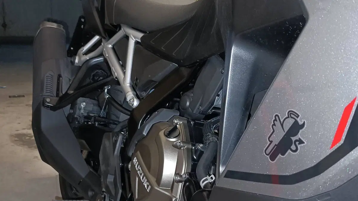 Suzuki V-Strom 800SE (2025 - 26)  (8)