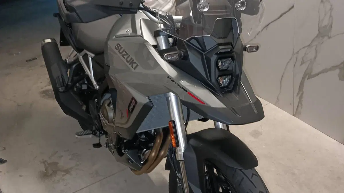 Suzuki V-Strom 800SE (2025 - 26)  (19)