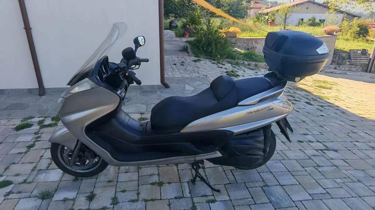 Yamaha Majesty 400 (2004 - 08)  (3)