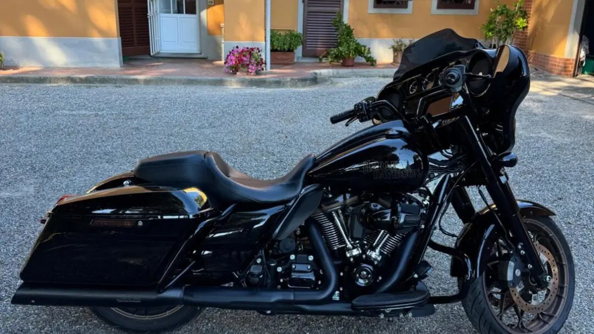 Harley-Davidson Street Glide ST (2022 - 23) 