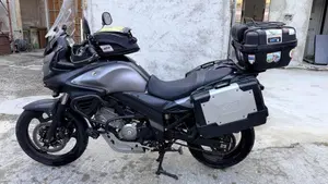 Suzuki V-Strom 650 ABS (2011 - 17)  (2)