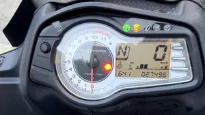 Suzuki V-Strom 650 ABS (2011 - 17)  (6)