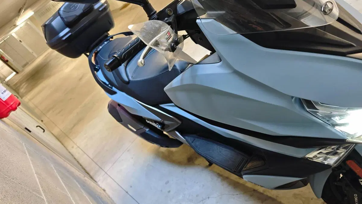 Kymco Xciting 400i S TCS (2021 - 24)  (4)
