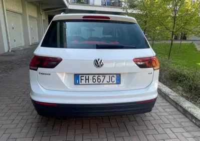 Volkswagen Tiguan 1.6 TDI SCR Business BlueMotion Technology (2)