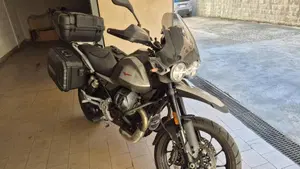 Moto Guzzi V85 Strada (2024 - 26)  (5)