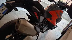 KTM 1290 Super Adventure S (2021 - 25)  (4)