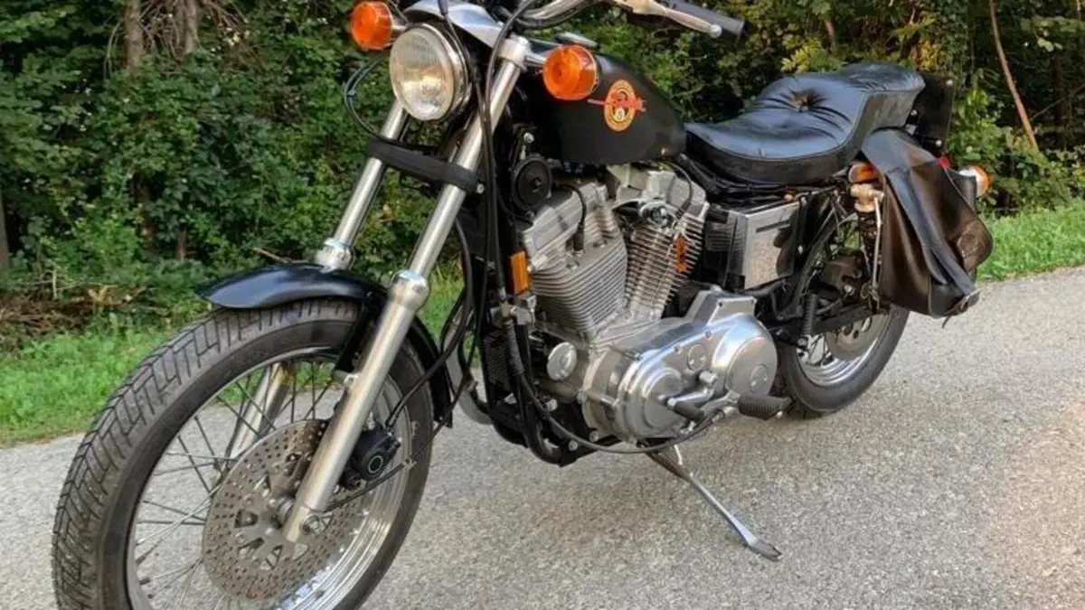 Harley-Davidson   (6)