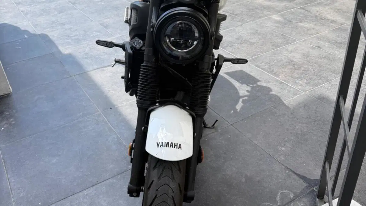 Yamaha XSR 700 (2022 - 26)  (3)