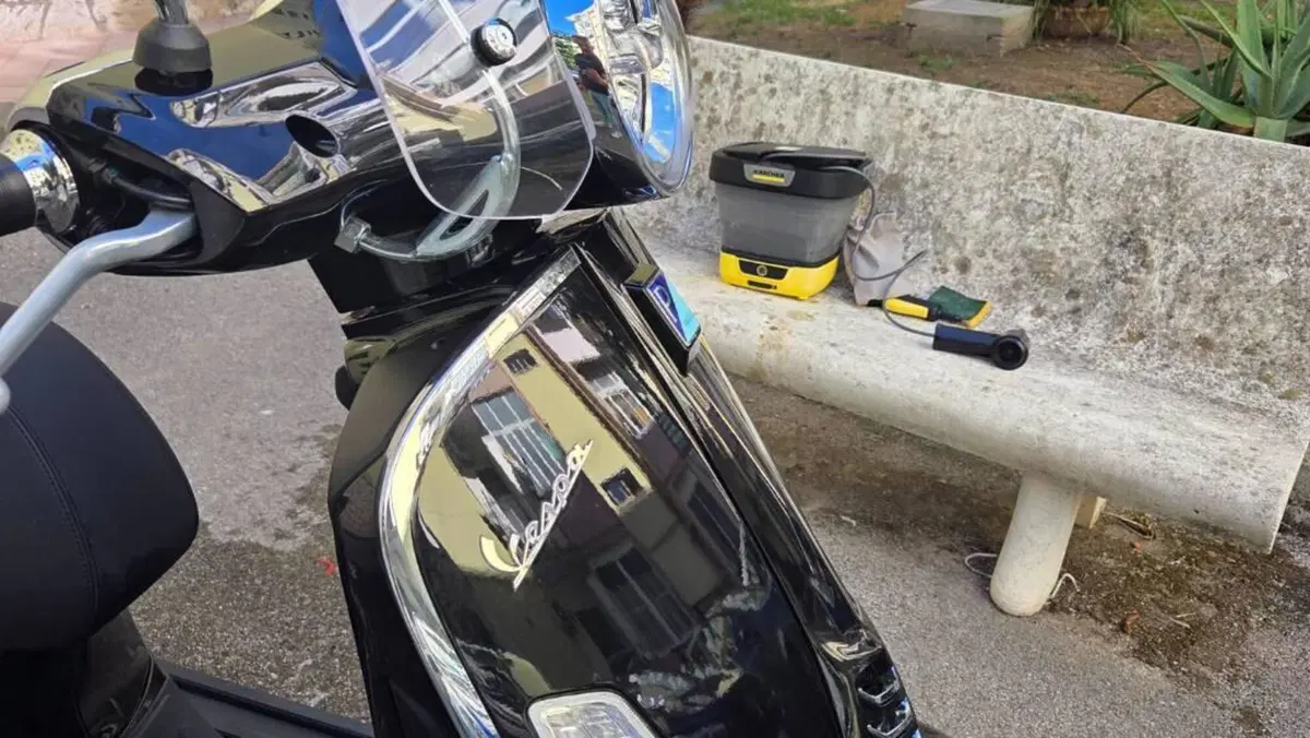 Vespa GTS 310 Super (2025 - 26)  (2)