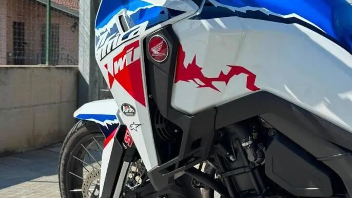 Honda Africa Twin CRF 1100L ES (2024 - 26)  (3)