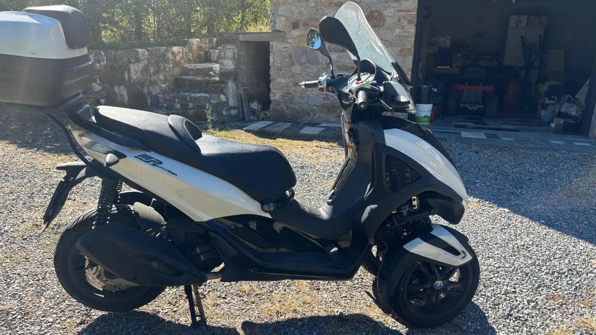 Piaggio Mp3 300 Yourban (2017 - 19)  (2)