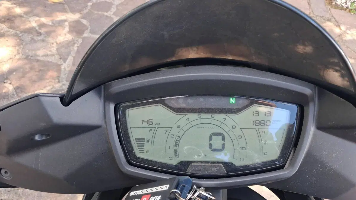 Aprilia Tuono 125 (2025 - 26)  (3)