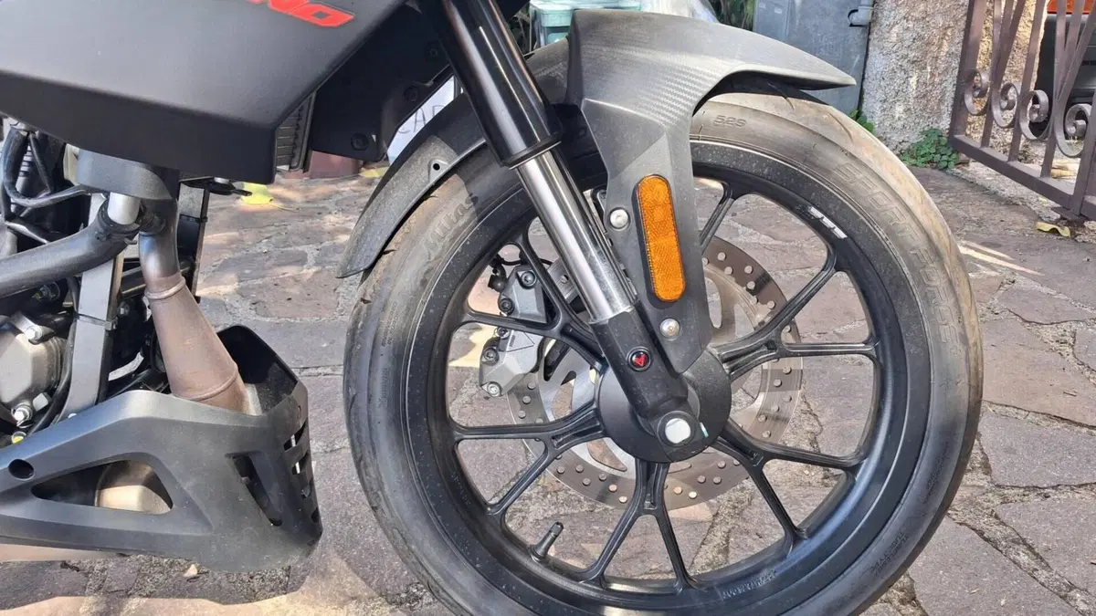 Aprilia Tuono 125 (2025 - 26)  (7)