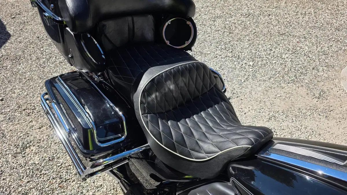Harley-Davidson 1584 Electra Glide Ultra Classic (2008 - 13) - FLHTCU  (7)