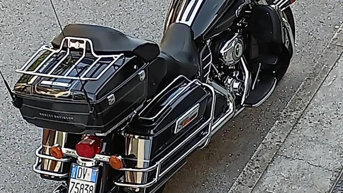 Harley-Davidson 1584 Electra Glide Ultra Classic (2008 - 13) - FLHTCU  (12)