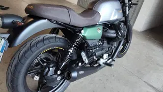 Moto Guzzi V7 Stone Centenario (2021 - 22) usata