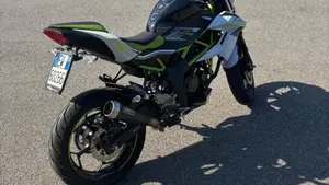 Kawasaki Z 125 (2021 - 24)  (2)