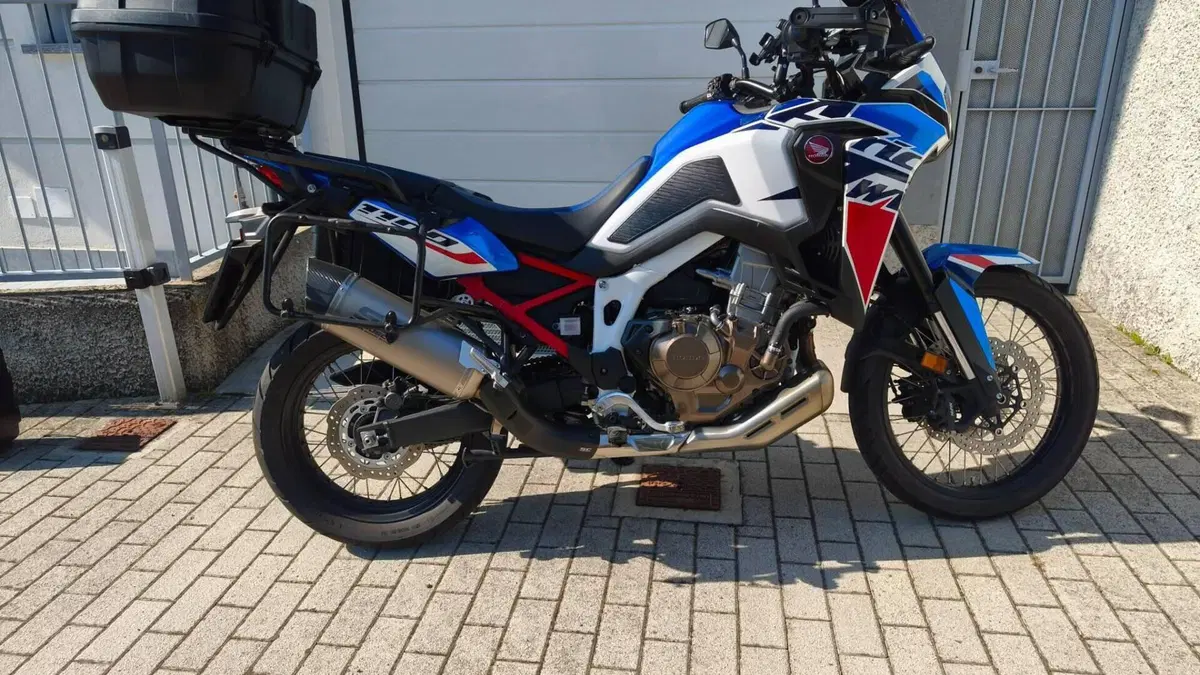 Honda Africa Twin CRF 1100L (2022 - 23)  (2)