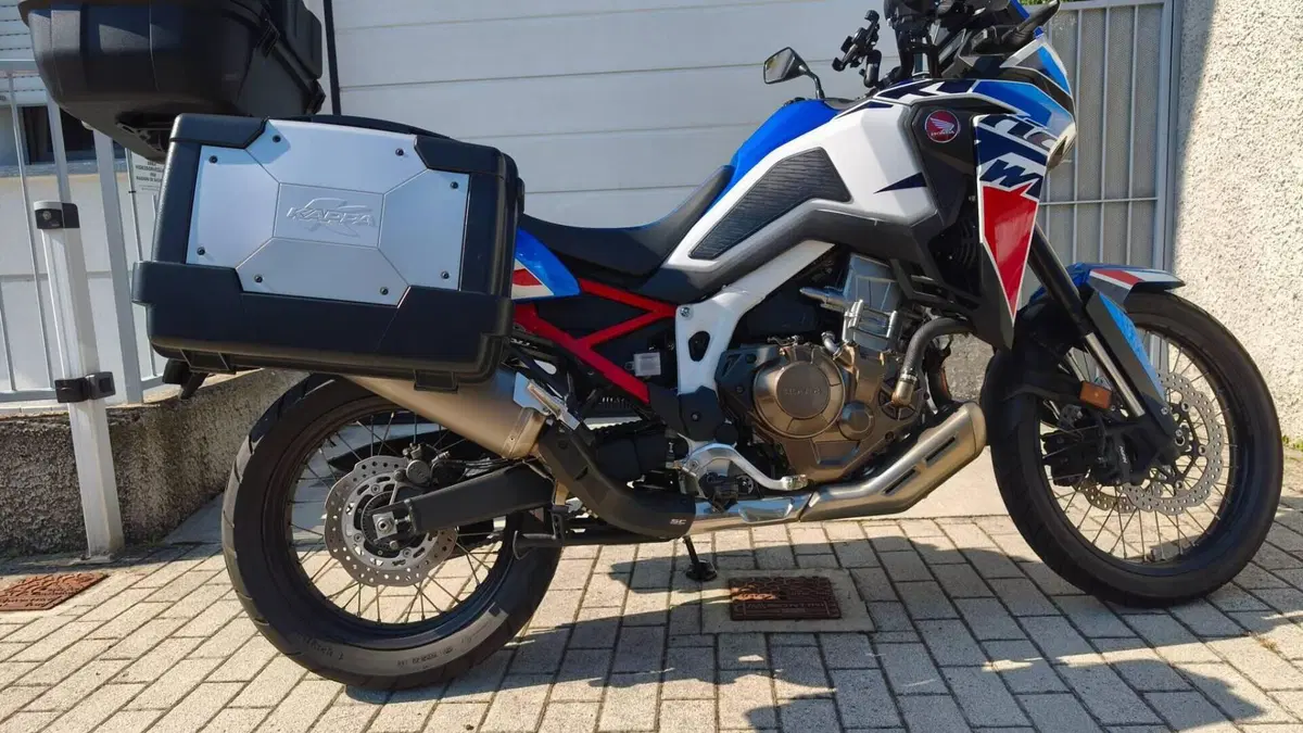 Honda Africa Twin CRF 1100L (2022 - 23)  (3)