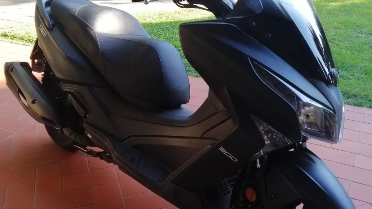 Kymco X-Town 300i City (2020)  (4)