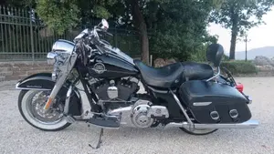 Harley-Davidson 103 Road King Classic (2011 - 13) - FLHRC 