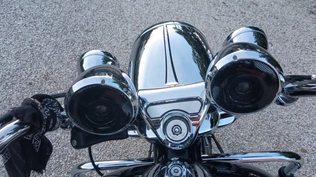 Harley-Davidson 103 Road King Classic (2011 - 13) - FLHRC  (4)