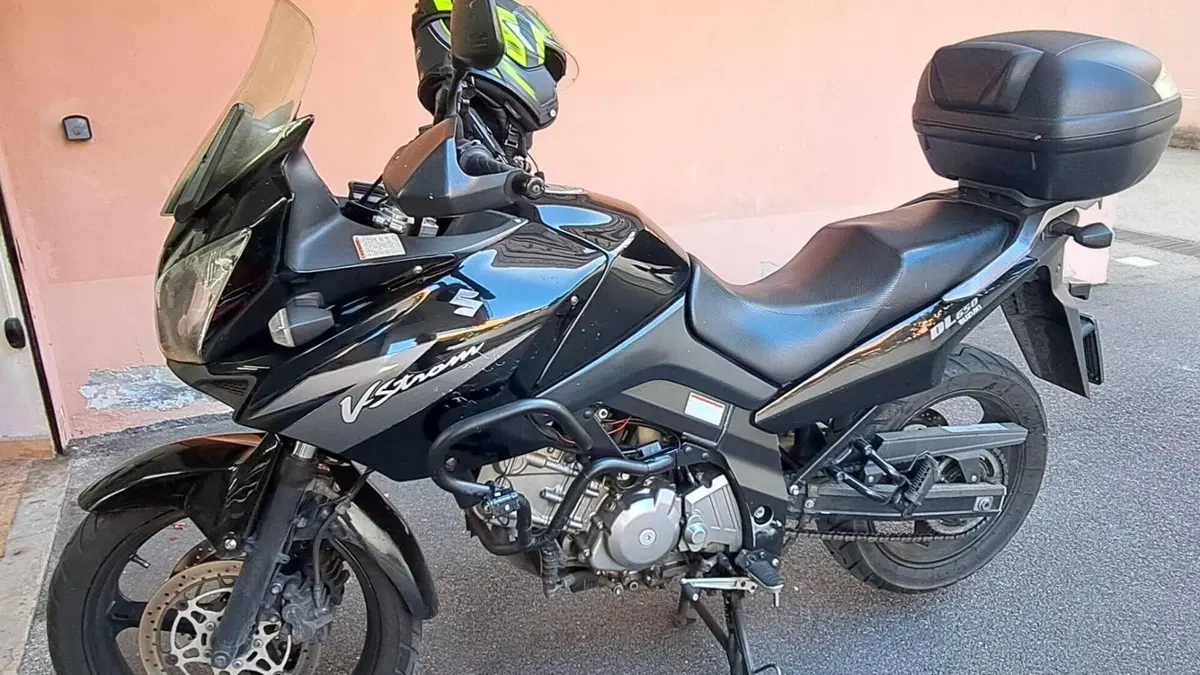 Suzuki V-Strom 650DL (2004 - 06)  (2)