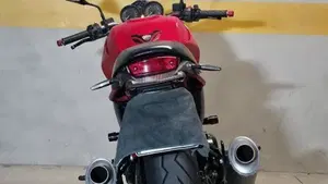 Ducati Monster 695 (2006 - 08)  (4)