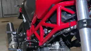 Ducati Monster 695 (2006 - 08)  (6)