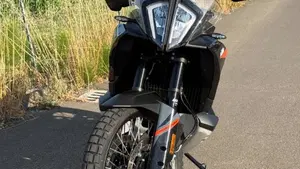 KTM 890 Adventure (2023 - 26)  (3)