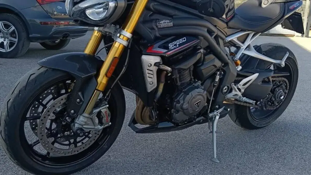 Triumph Speed Triple 1200 RS (2021 - 24)  (2)