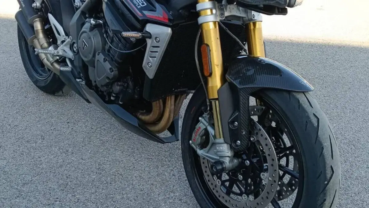 Triumph Speed Triple 1200 RS (2021 - 24)  (3)