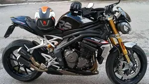 Triumph Speed Triple 1200 RS (2021 - 24)  (4)