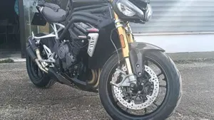 Triumph Speed Triple 1200 RS (2021 - 24)  (8)