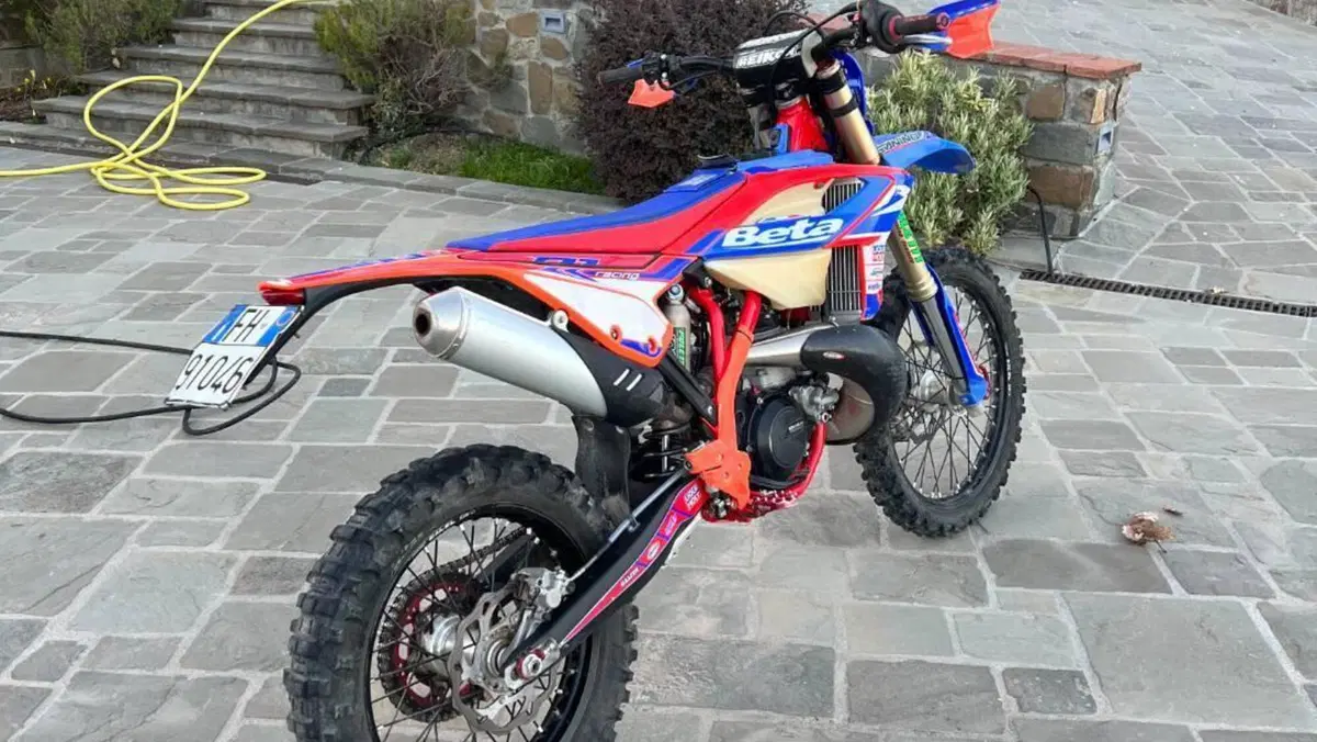 Betamotor RR 300 2T Enduro Racing (2024)  (4)