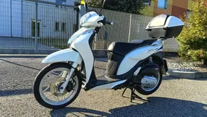 Honda SH 125 Mode (2013 - 16)  (2)