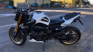 Yamaha FZ8 (2013 - 16)  (2)