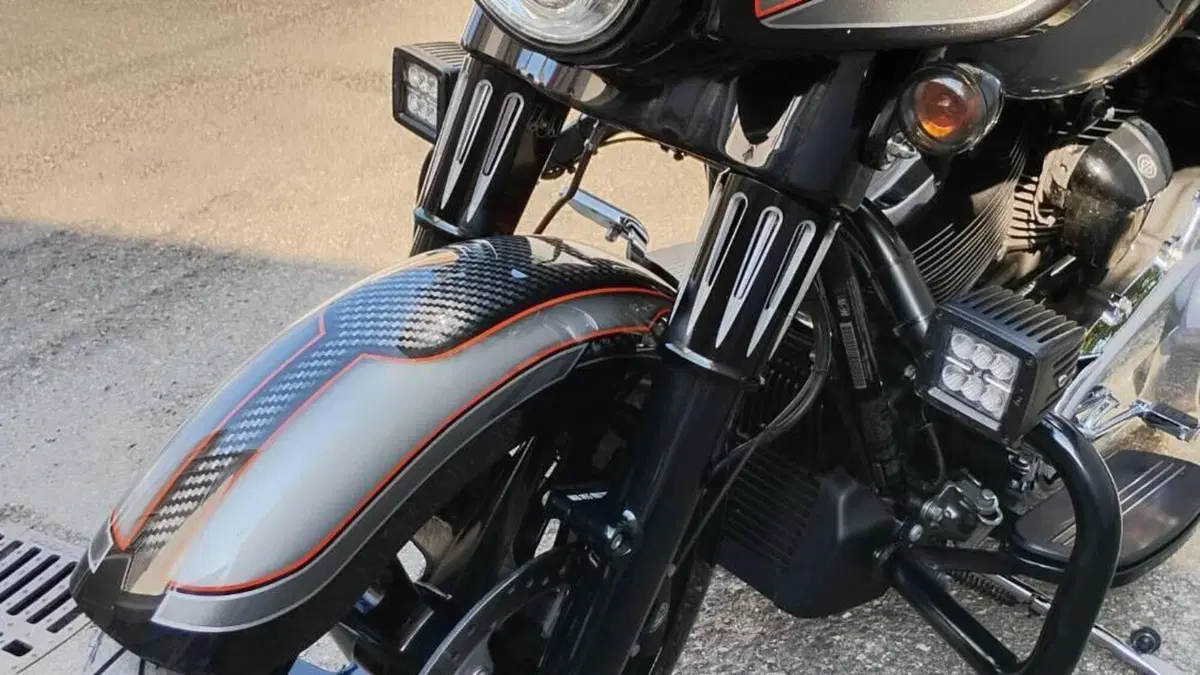 Harley-Davidson 107 Street Glide Special (2017 - 19) - FLHXS  (11)