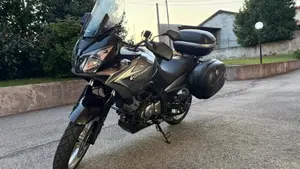 Suzuki V-Strom 650 (2008 - 11)  (2)