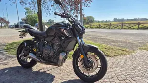 Yamaha MT-07 Pure (2023 - 25)  (3)