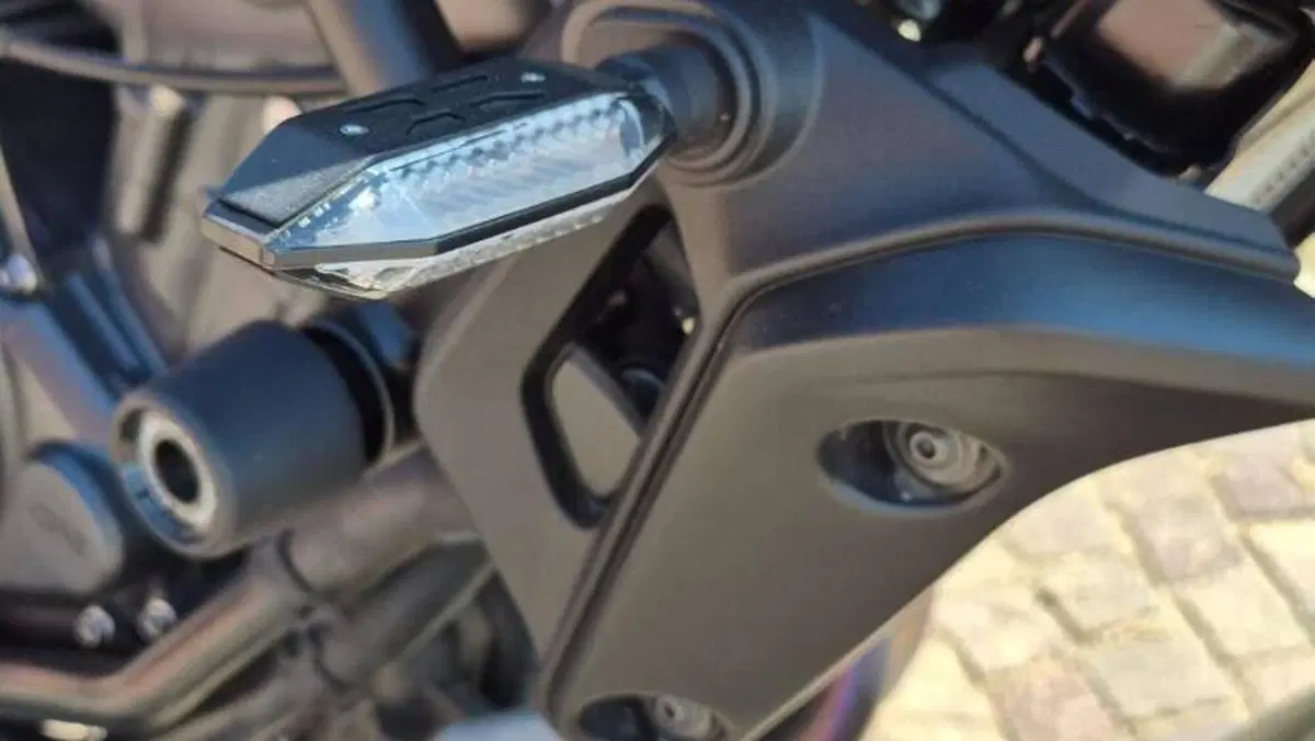 Yamaha MT-07 Pure (2023 - 25)  (9)