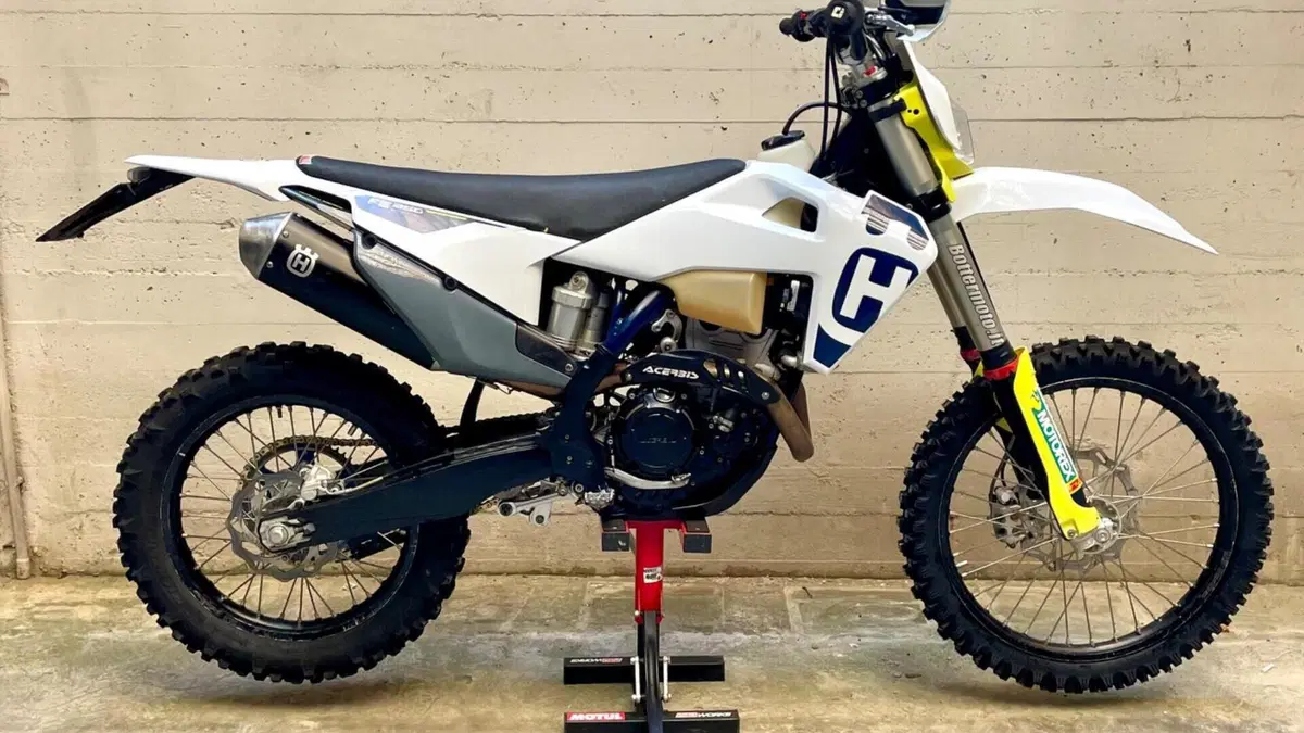 Husqvarna FE 250 (2020)  (2)