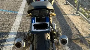 Ducati Monster 600 Dark (1998 - 01)  (6)