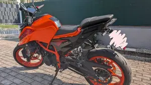 KTM 390 Duke (2024 - 25)  (4)