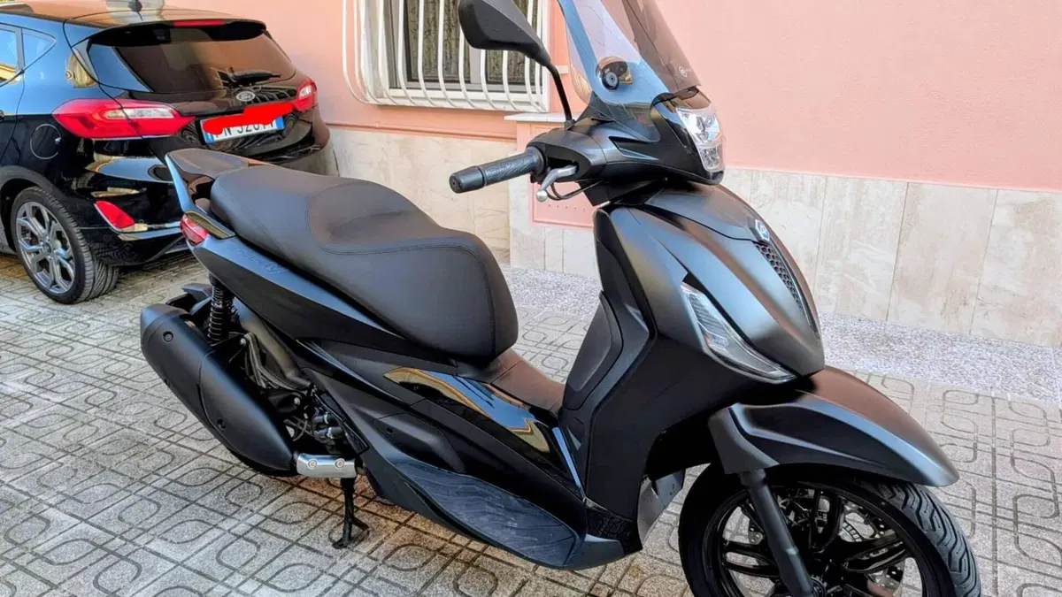 Piaggio Beverly 300 S ABS-ASR (2021 - 25)  (8)