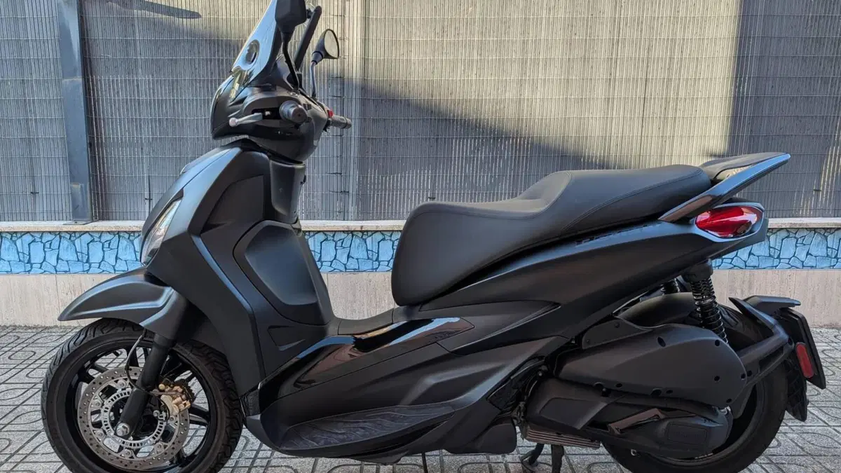Piaggio Beverly 300 S ABS-ASR (2021 - 25)  (9)