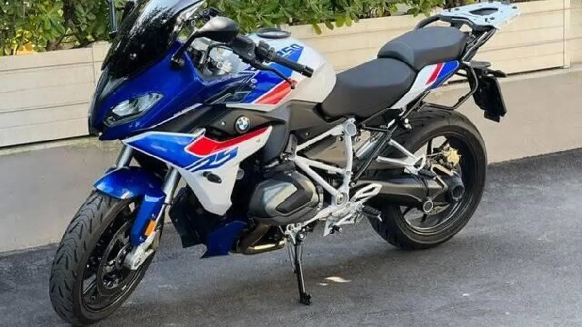 Bmw R 1250 RS (2021 - 25)  (2)