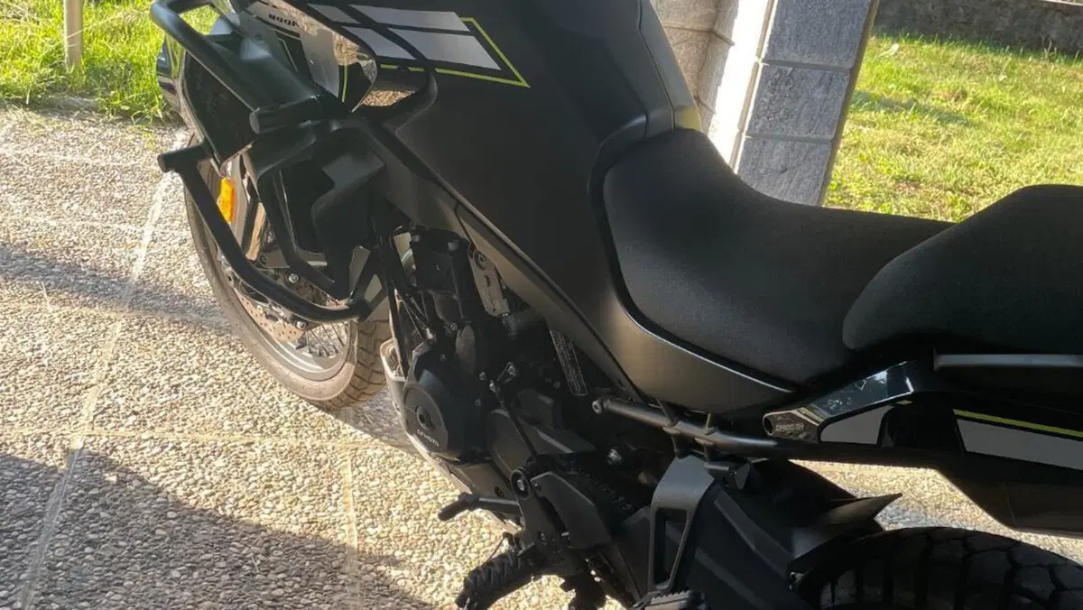 CFMOTO 800MT Explore (2023 - 26)  (2)