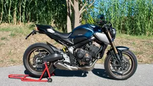 Honda CB 650 R (2021 - 23)  (2)